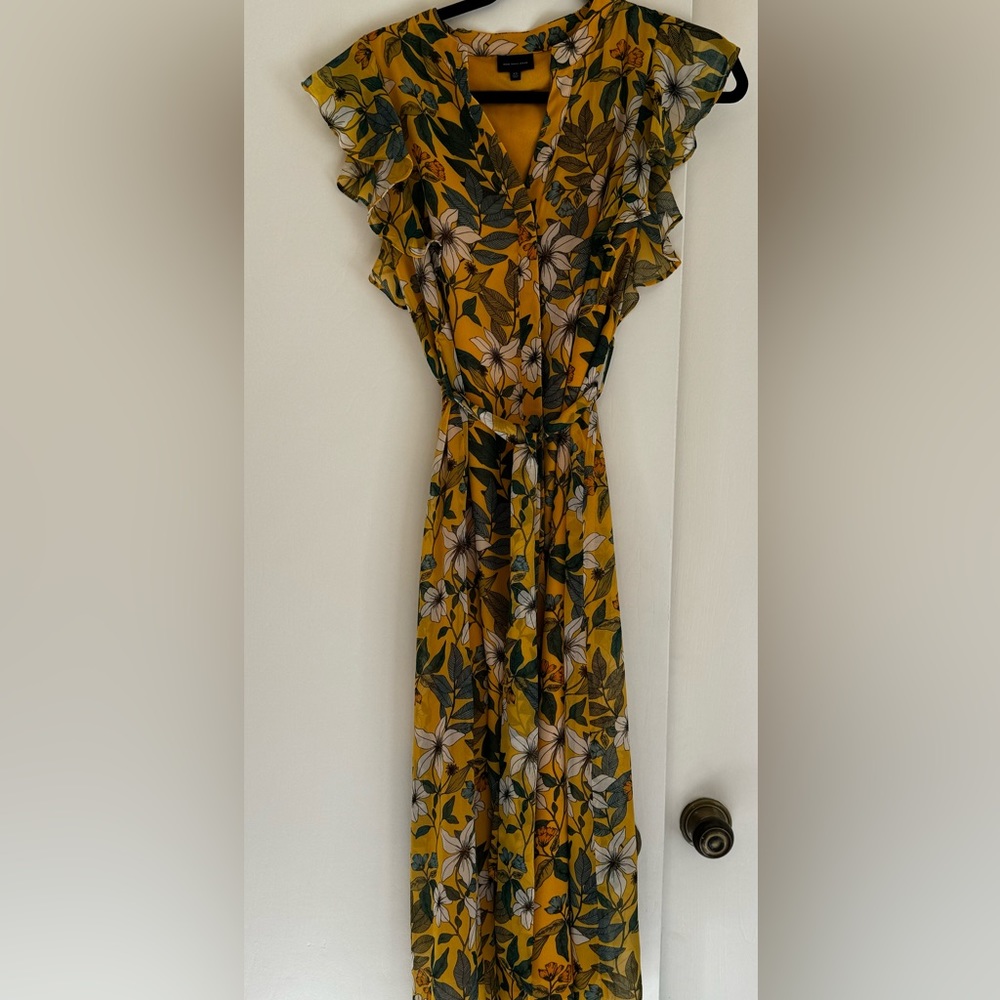 WhoWhatWear yellow floral button down dress with ruffle sleeves XS
